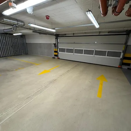 Center アパート *